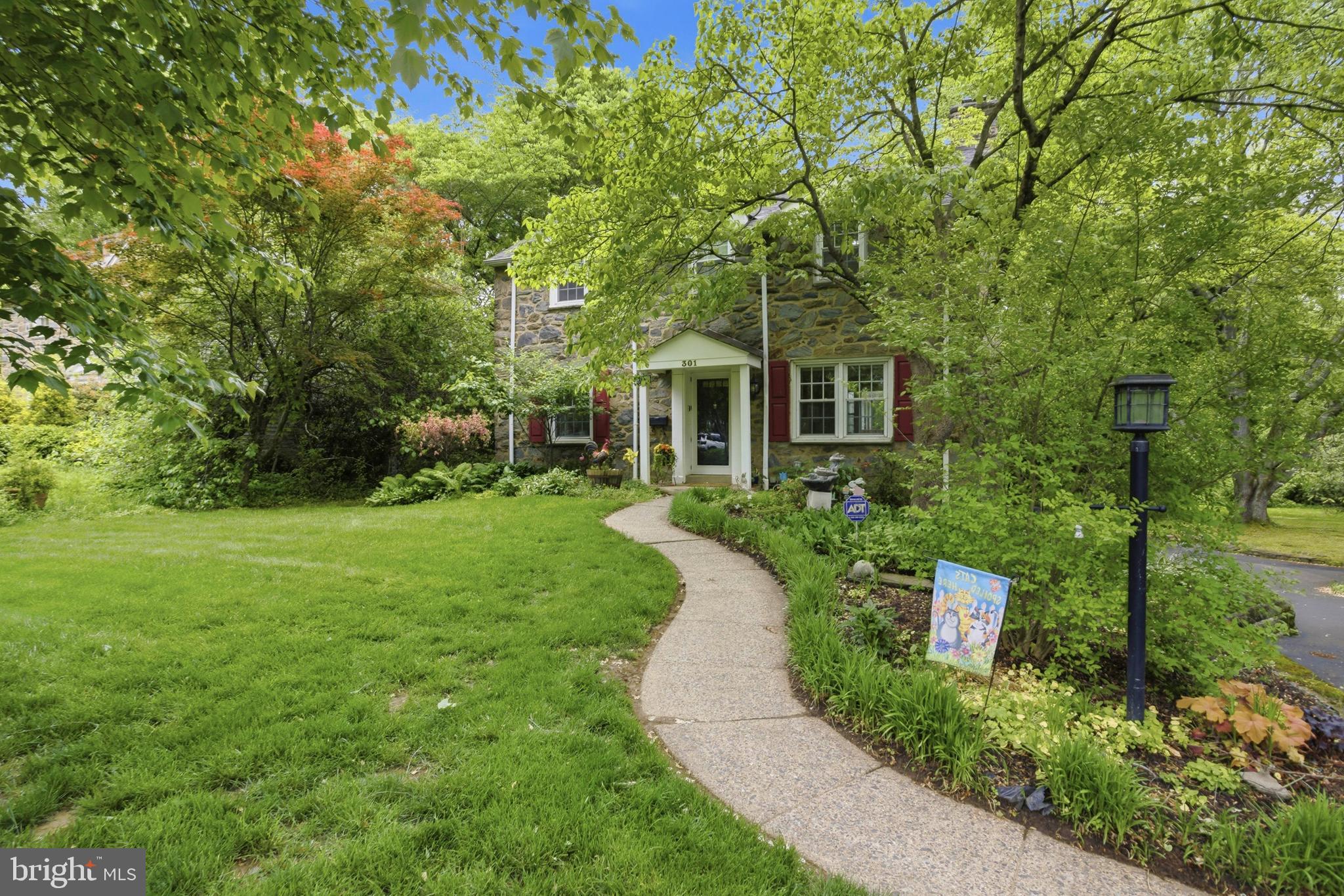 SWARTHMORE HILLS - Residential