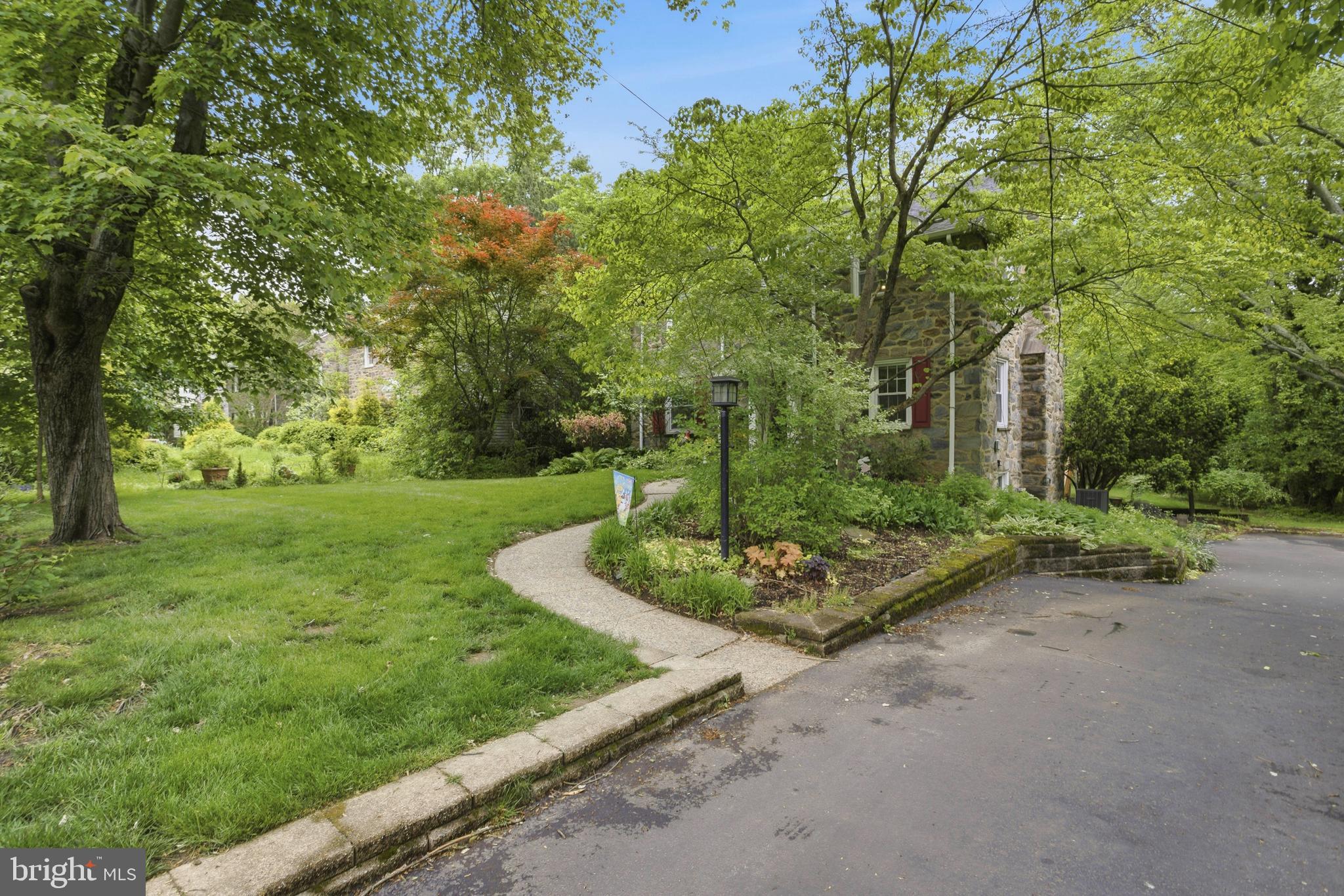 SWARTHMORE HILLS - Residential