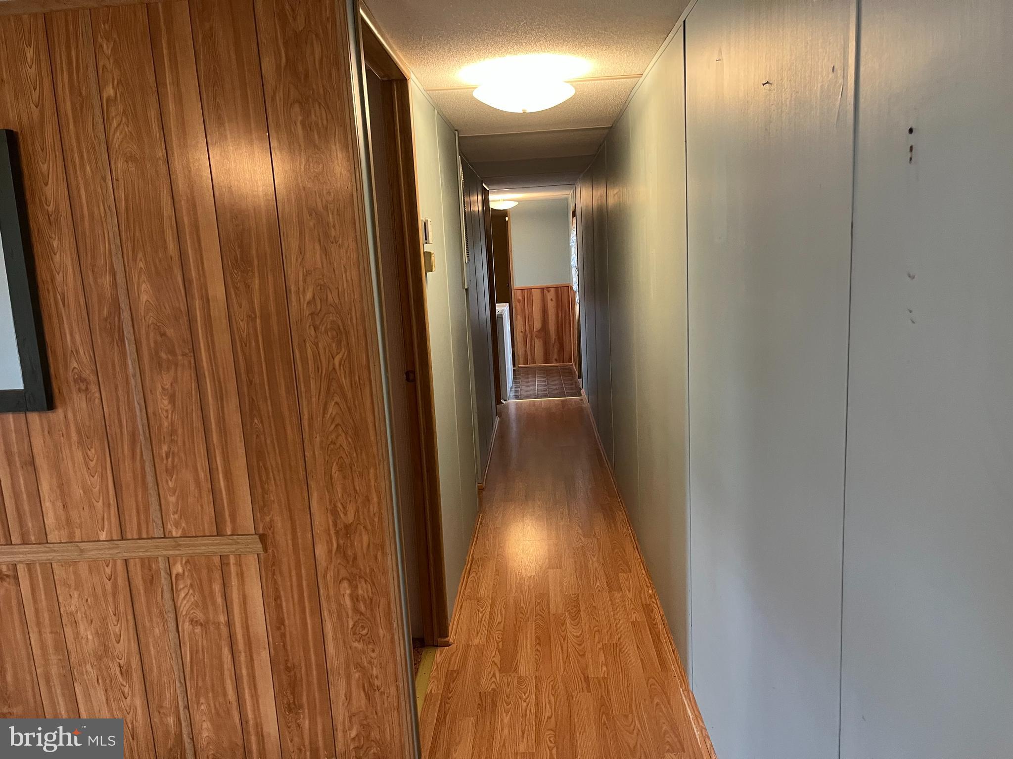 LINCOLN ESTATES MHP - Residential