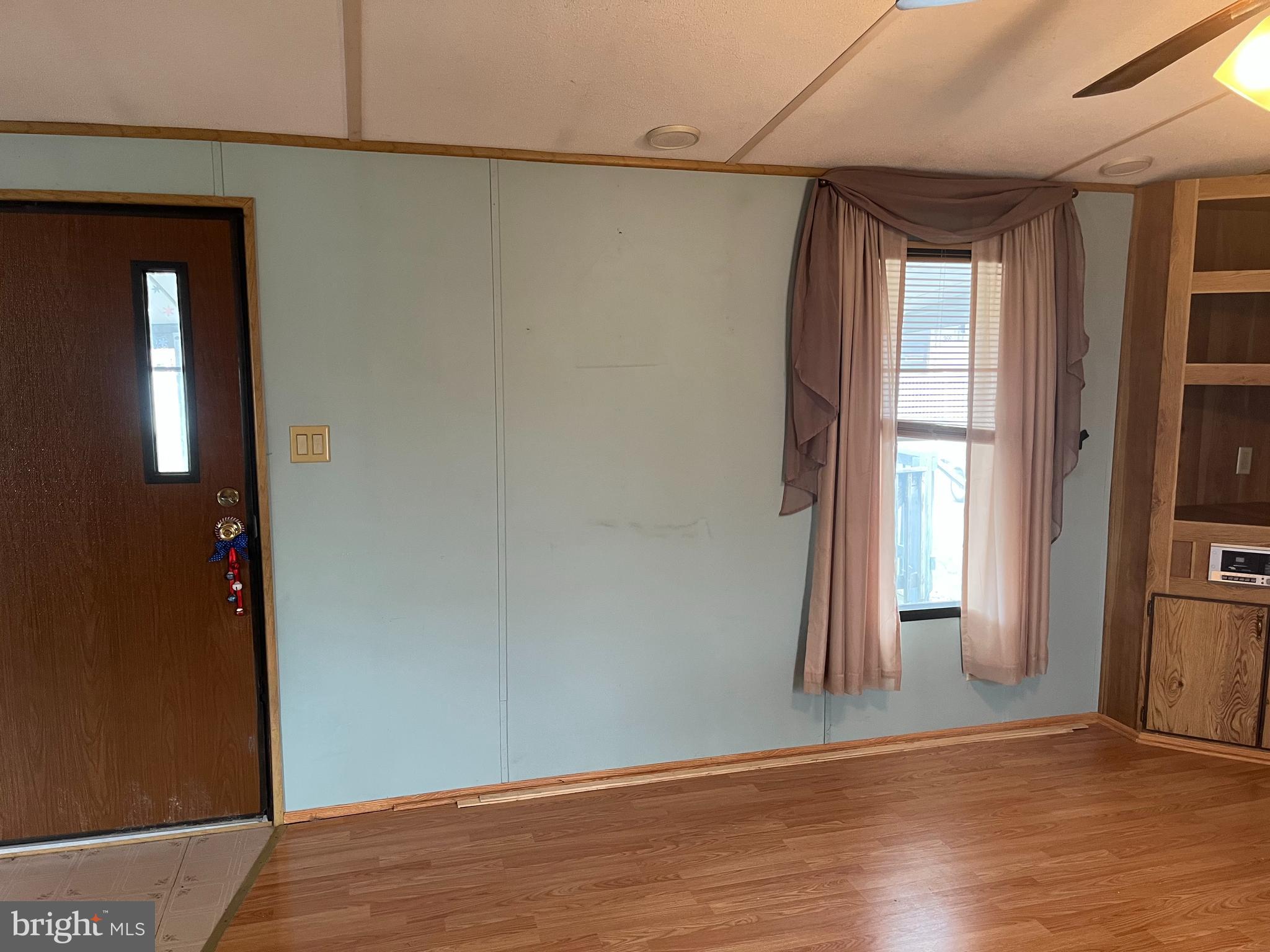 LINCOLN ESTATES MHP - Residential