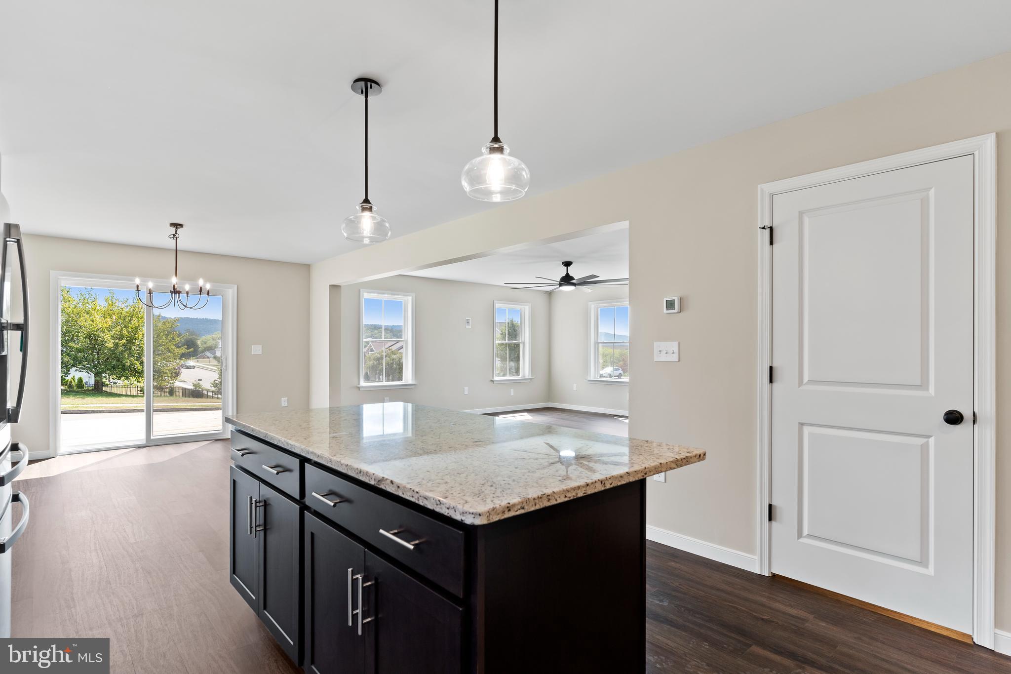 LENKER ESTATES - Residential