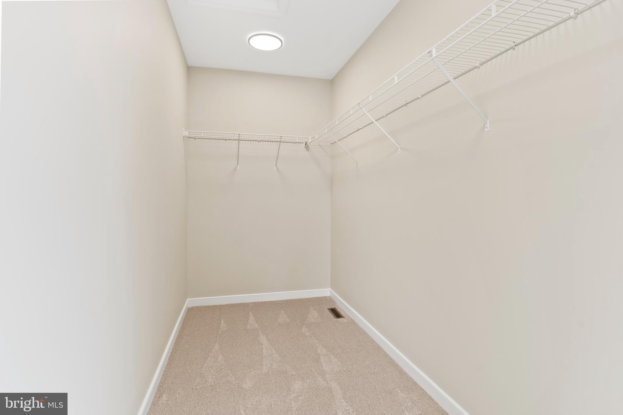 LENKER ESTATES - Residential