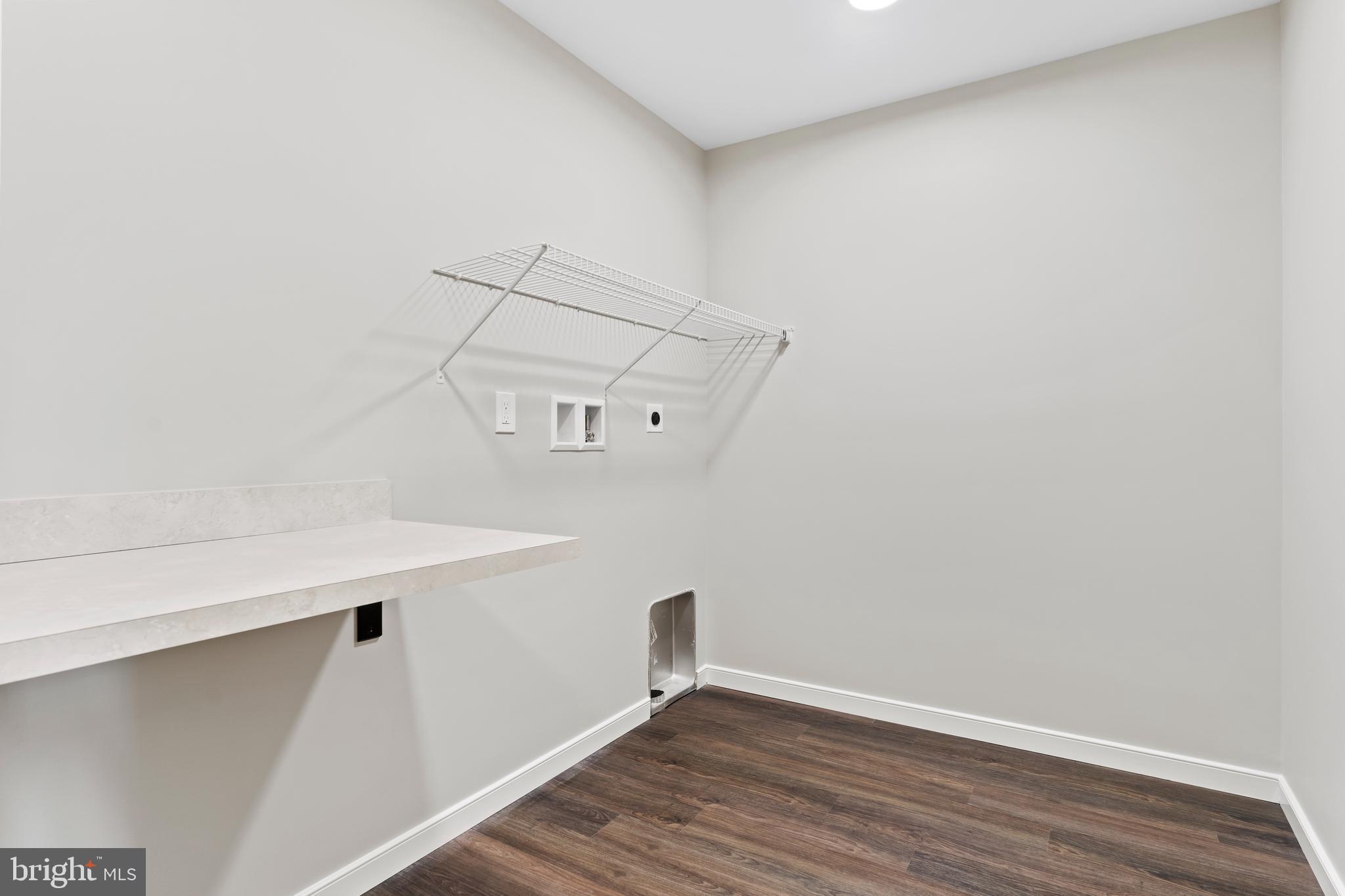 LENKER ESTATES - Residential