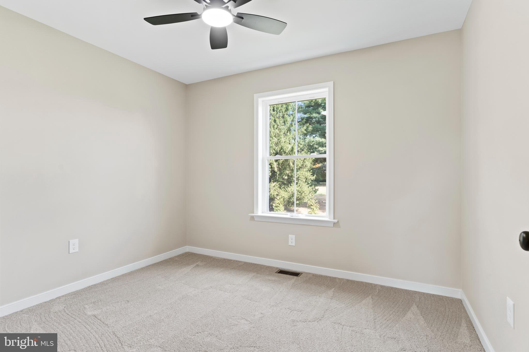 LENKER ESTATES - Residential