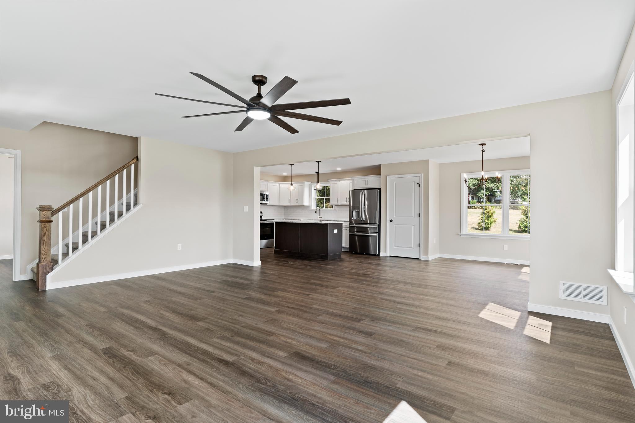 LENKER ESTATES - Residential