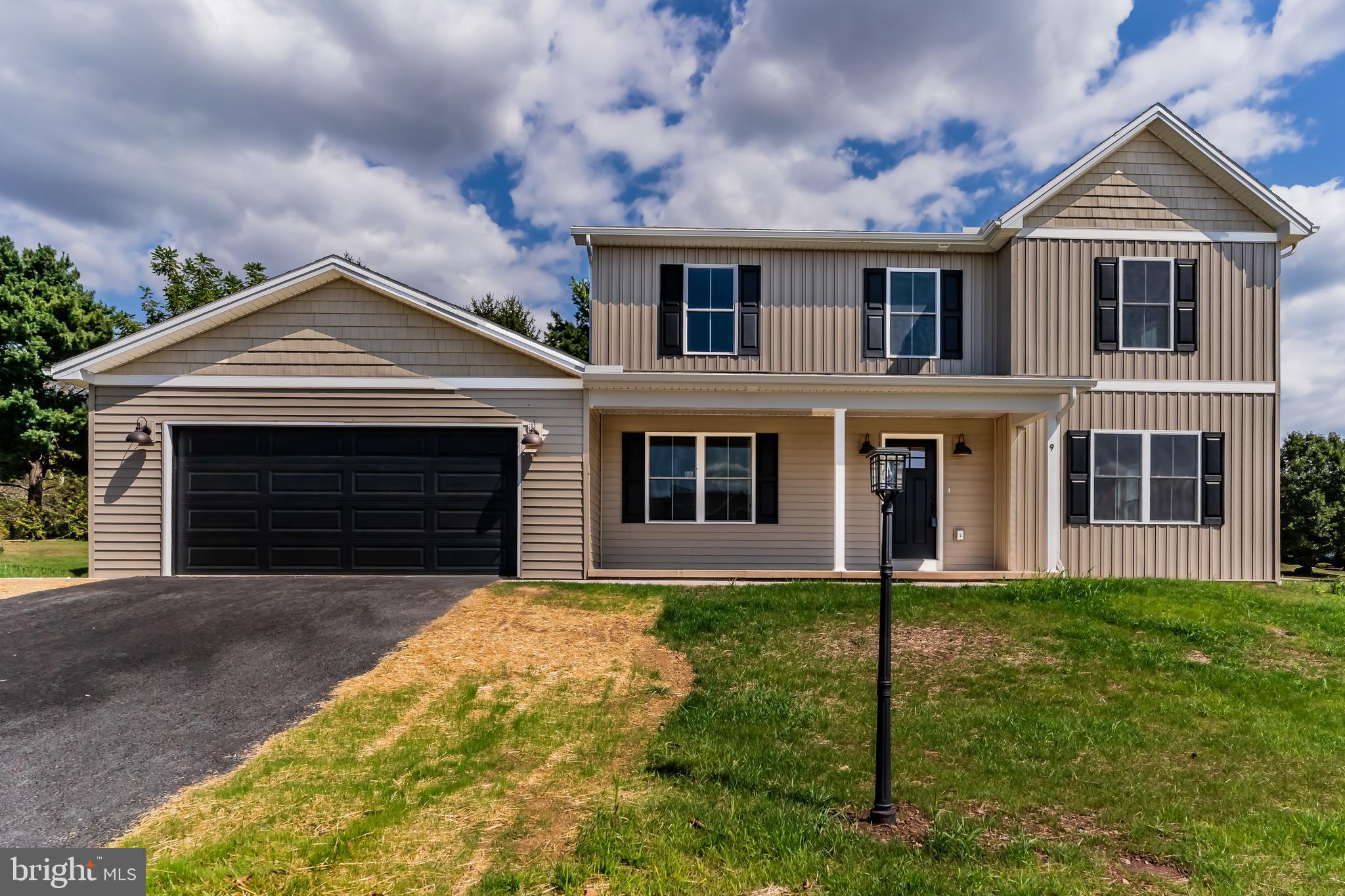 LENKER ESTATES - Residential