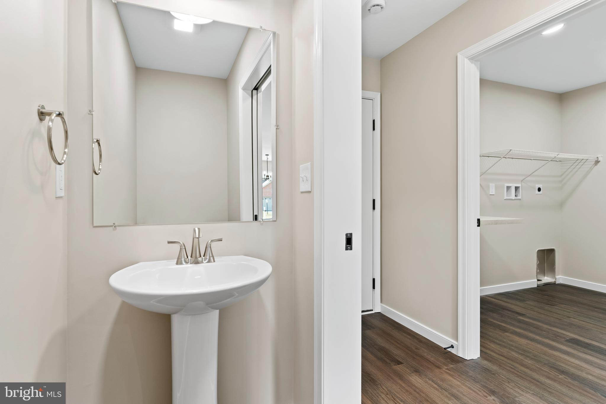 LENKER ESTATES - Residential