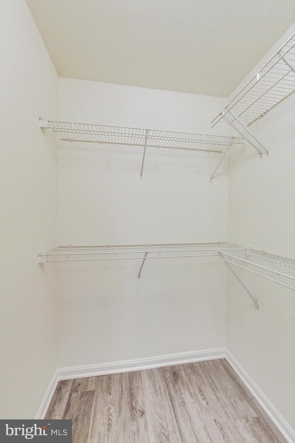 AMBER RIDGE AT MILESTONE - Residential Lease