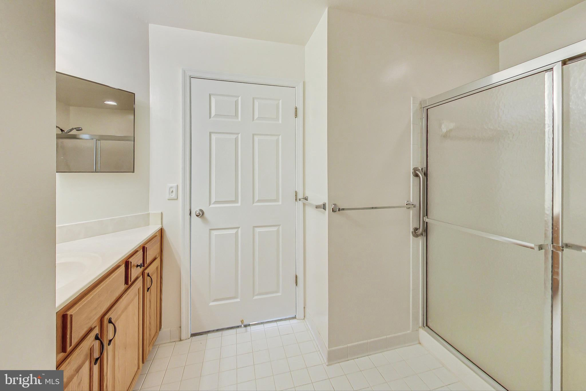 AMBER RIDGE AT MILESTONE - Residential Lease