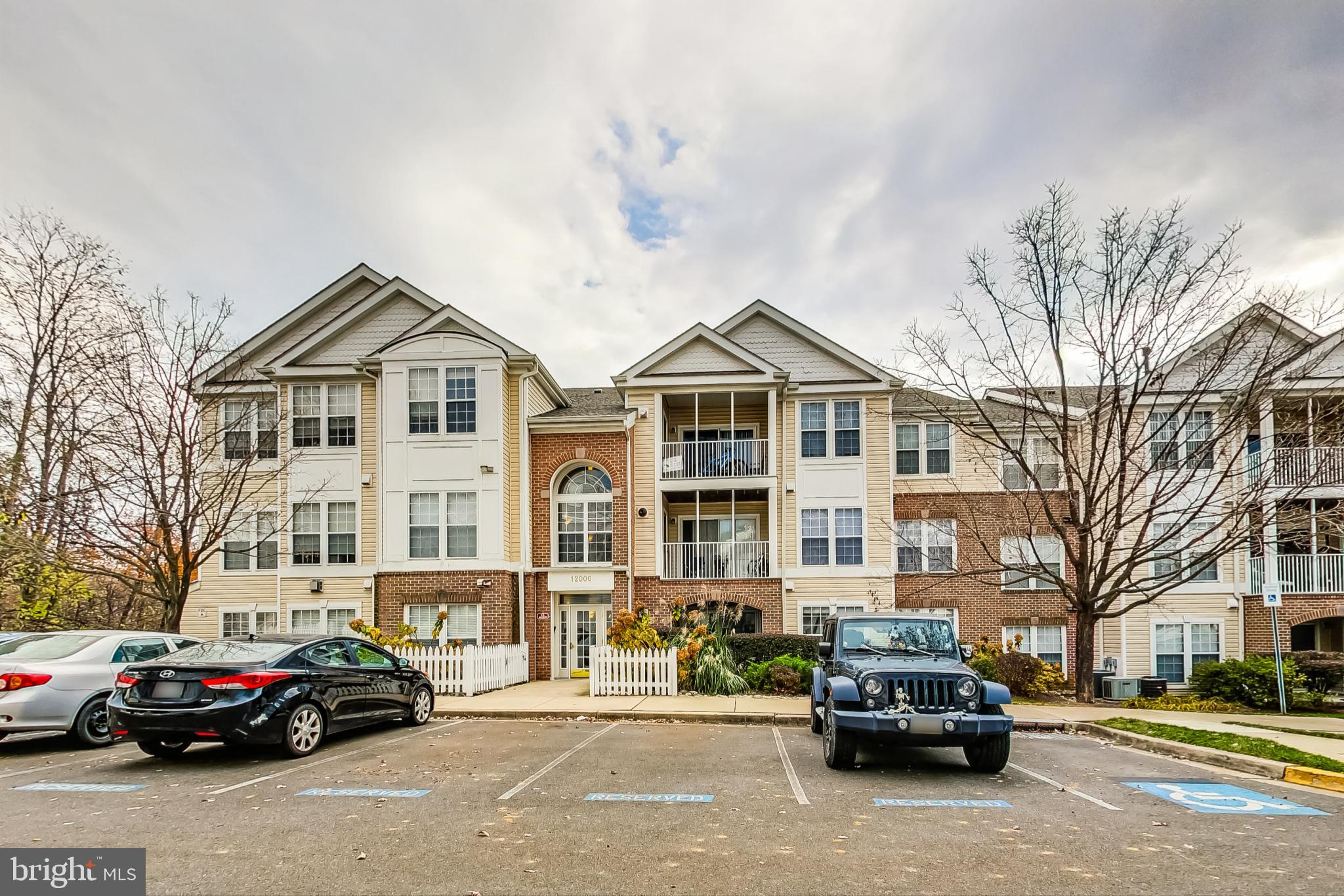 AMBER RIDGE AT MILESTONE - Residential Lease