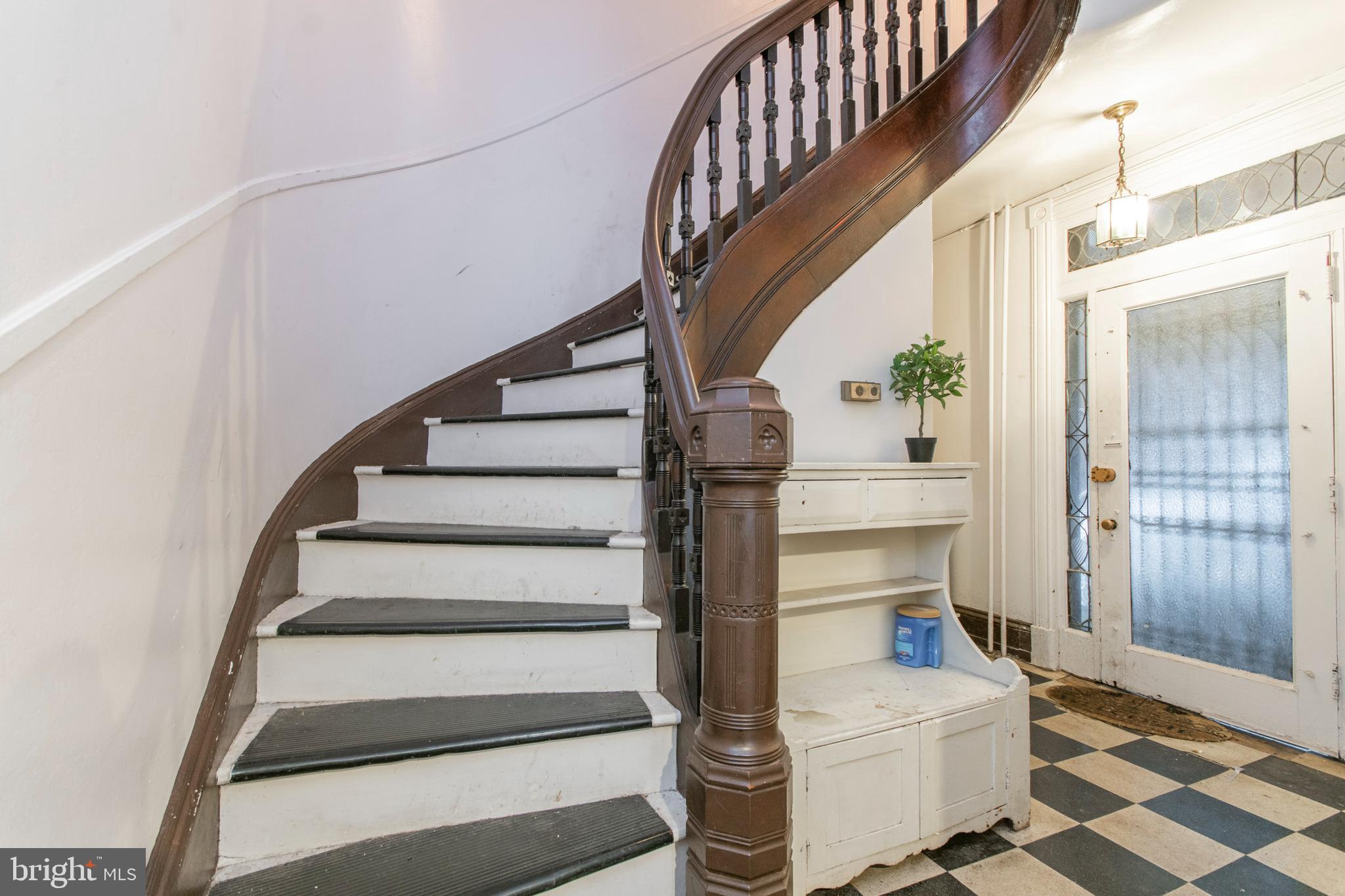 RITTENHOUSE SQUARE - Residential Lease