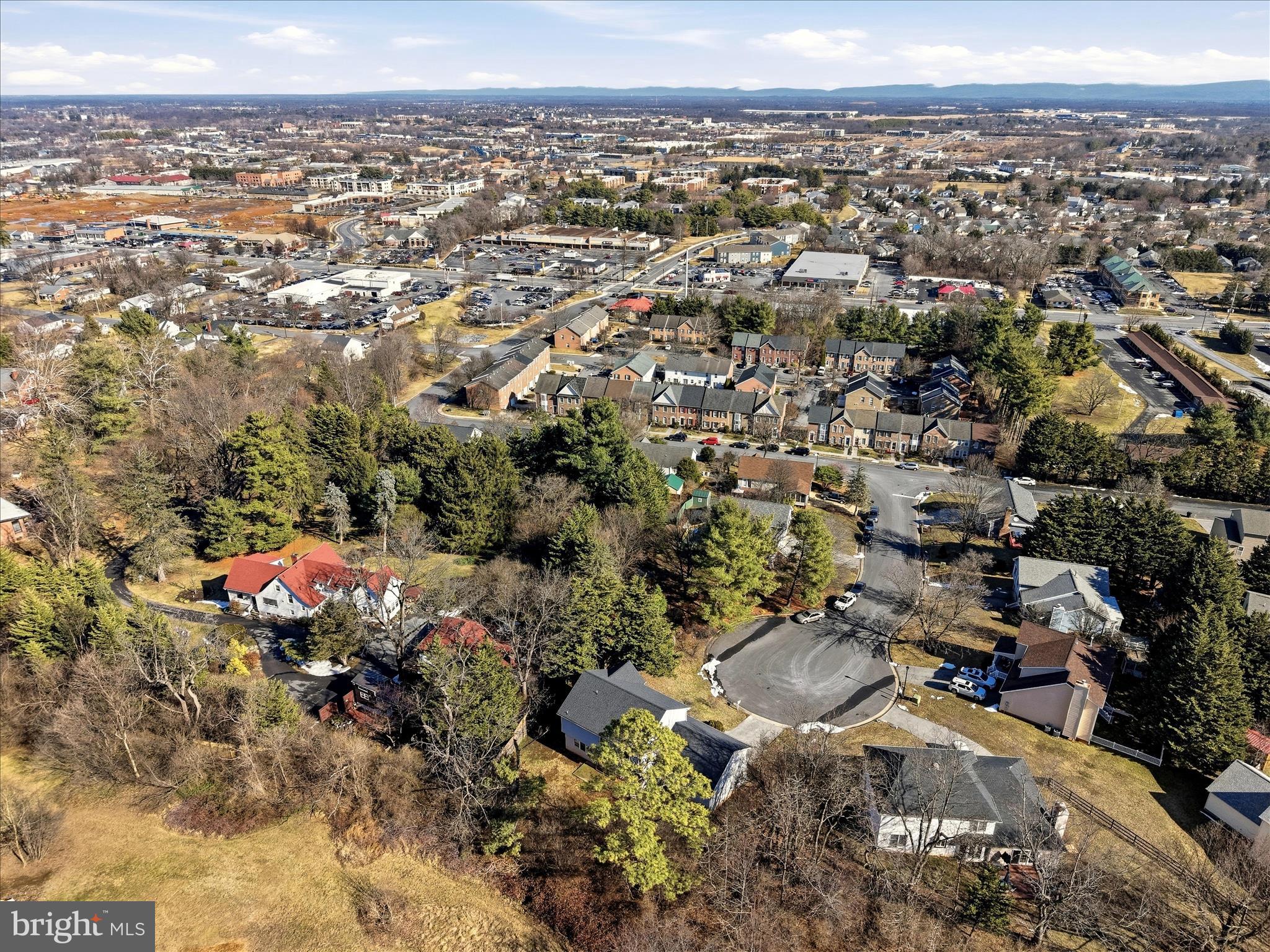 LIMESTONE TERRACE - Residential