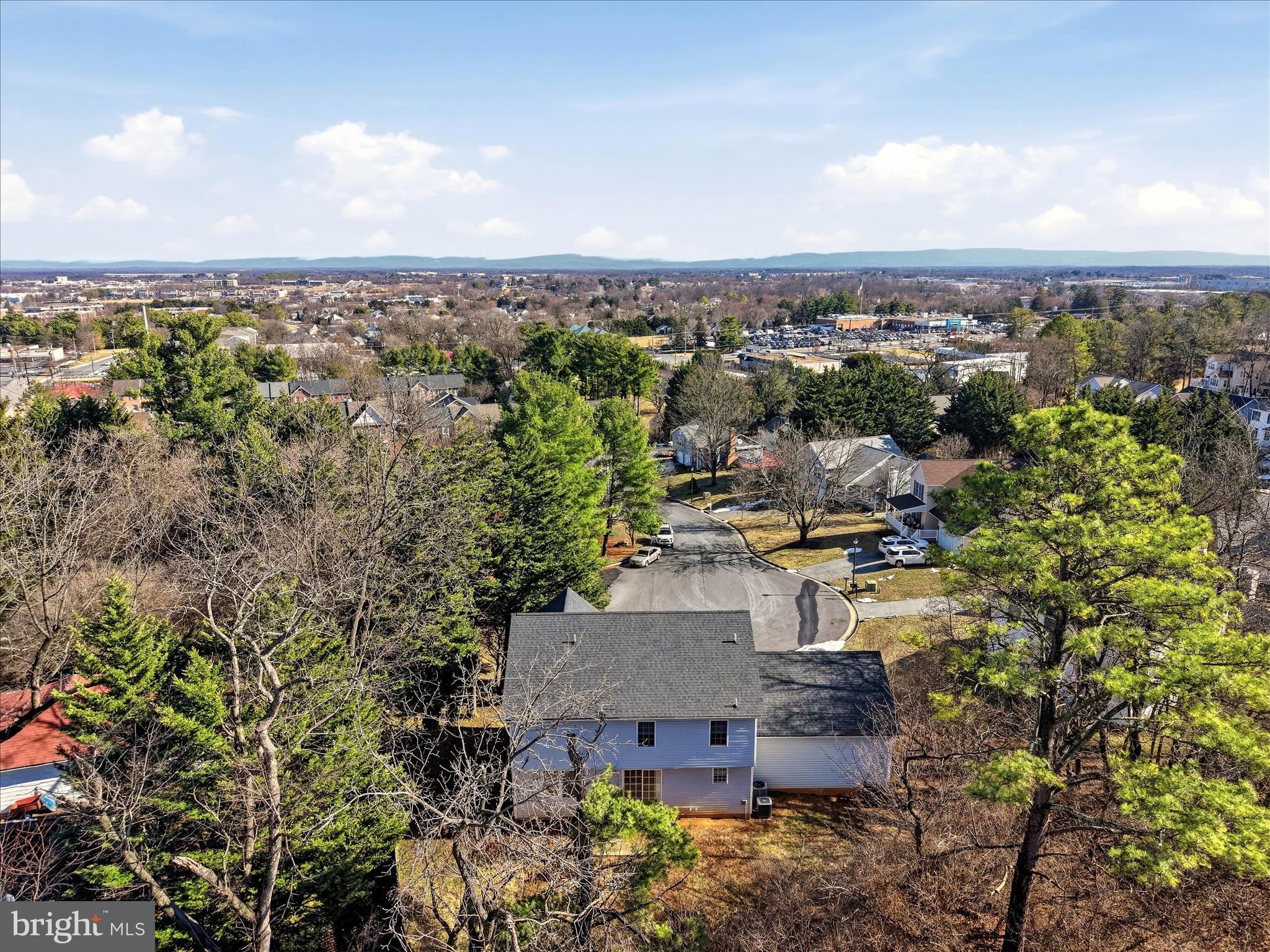 LIMESTONE TERRACE - Residential