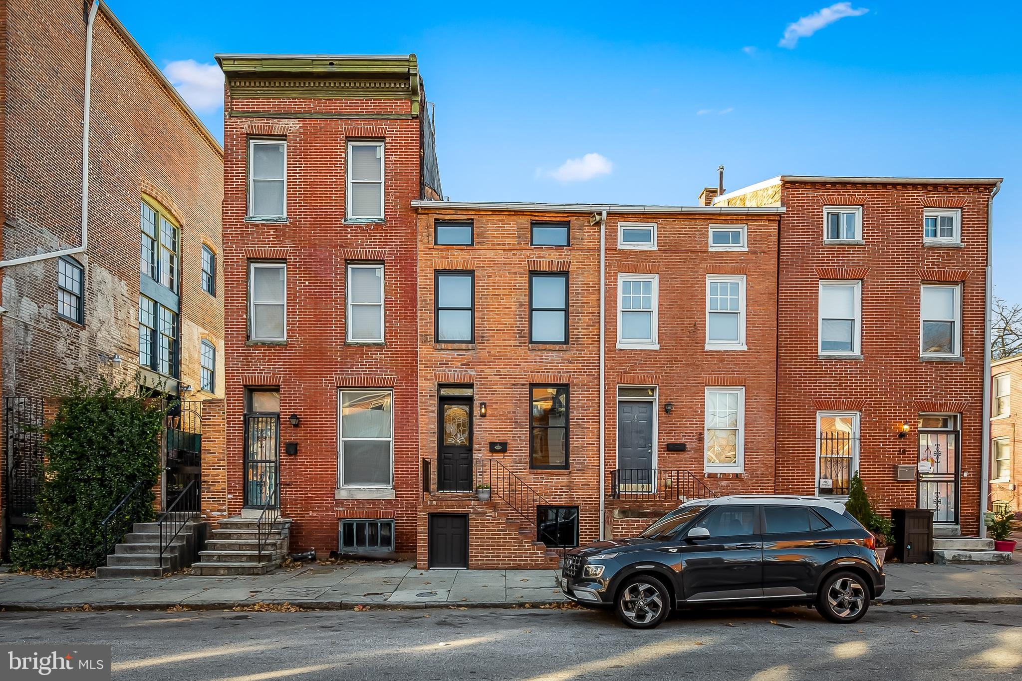 HOLLINS MARKET - Residential