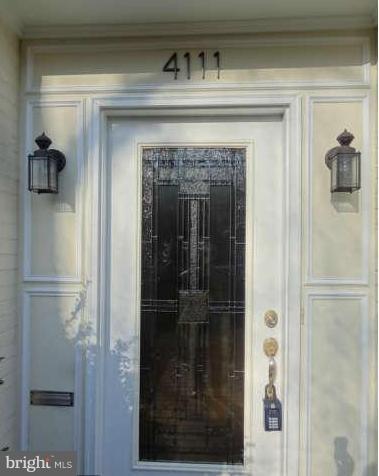 ROCK CREEK PALISADES - Residential Lease