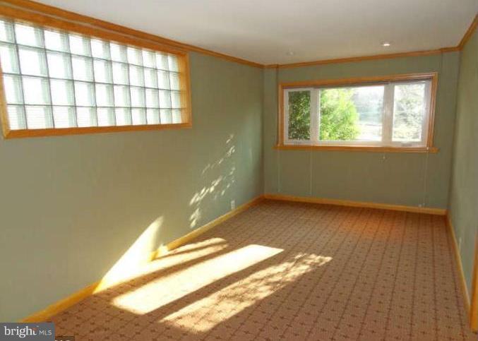 ROCK CREEK PALISADES - Residential Lease