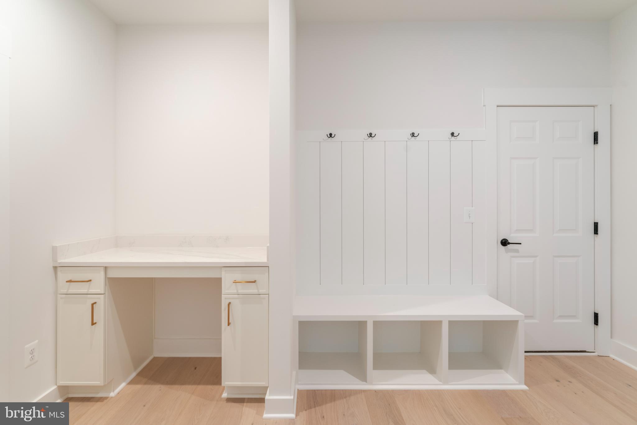 ANNAPOLIS - Residential