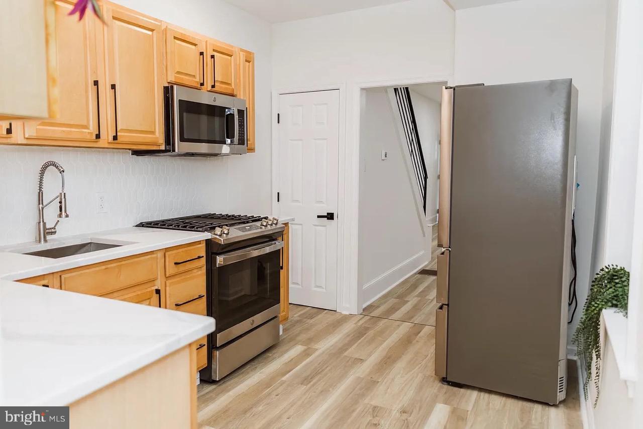 MANAYUNK - Residential Lease
