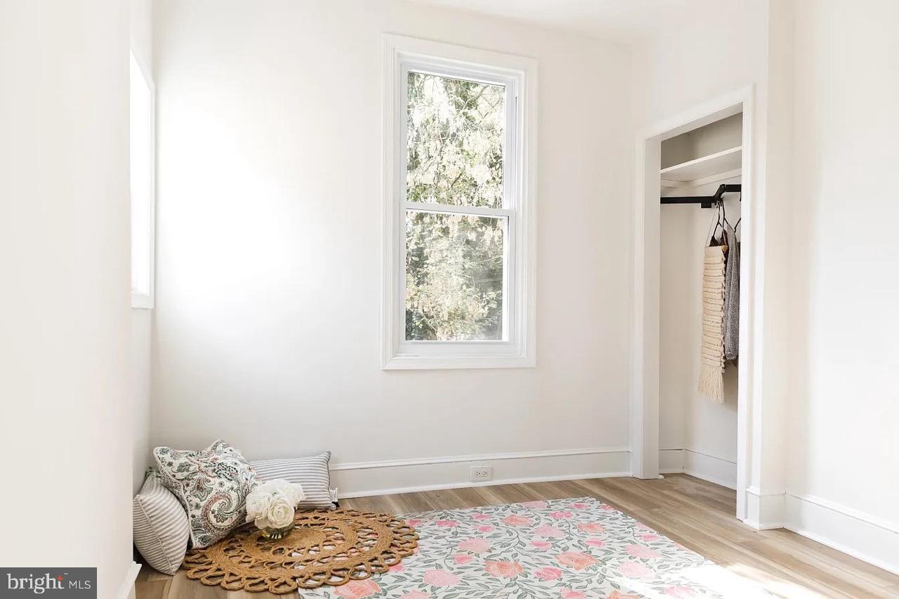 MANAYUNK - Residential Lease