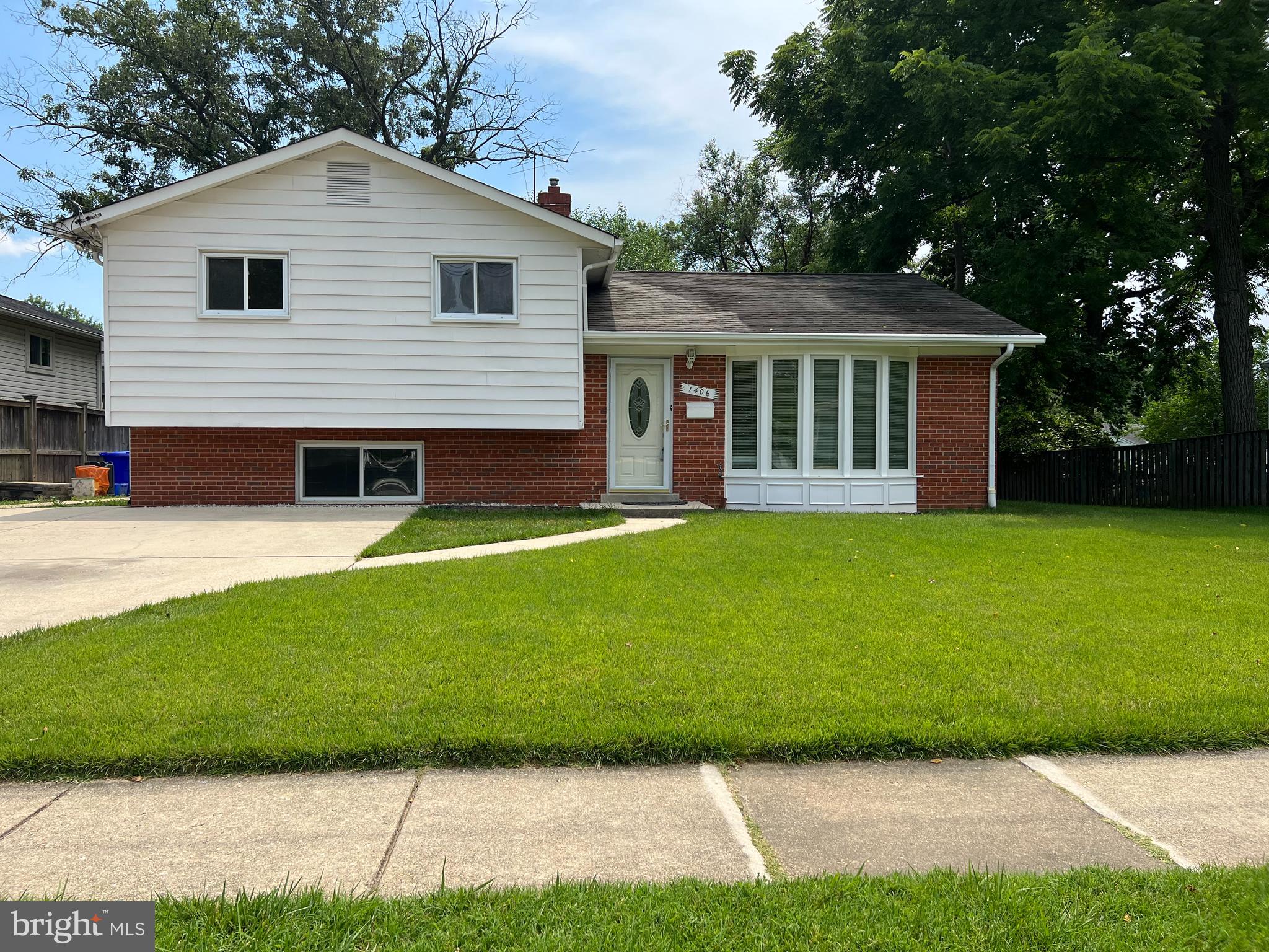 FOREST ESTATES - Residential