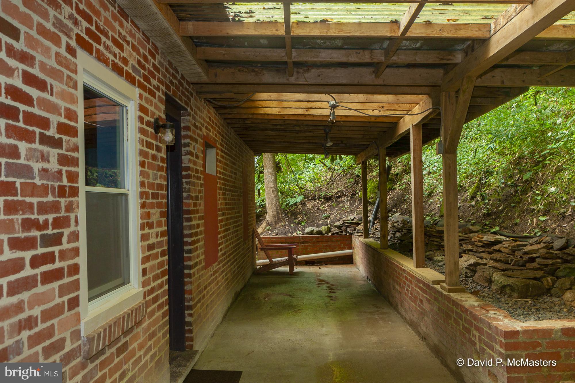 PACK HORSE FORD - Residential