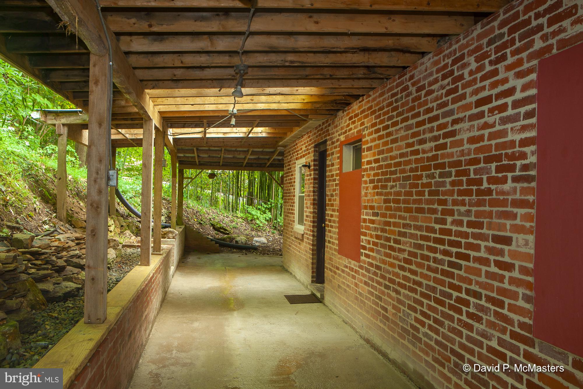 PACK HORSE FORD - Residential