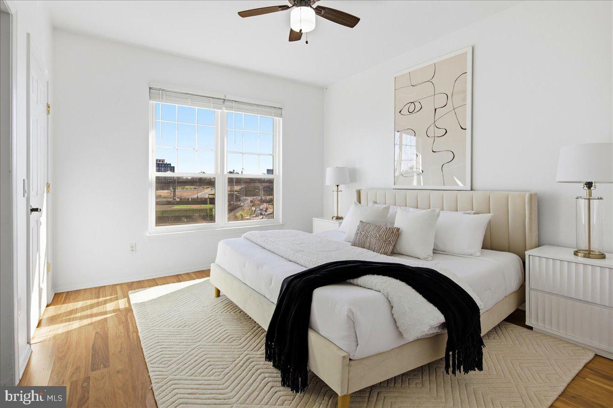 GATES OF MCLEAN - Residential