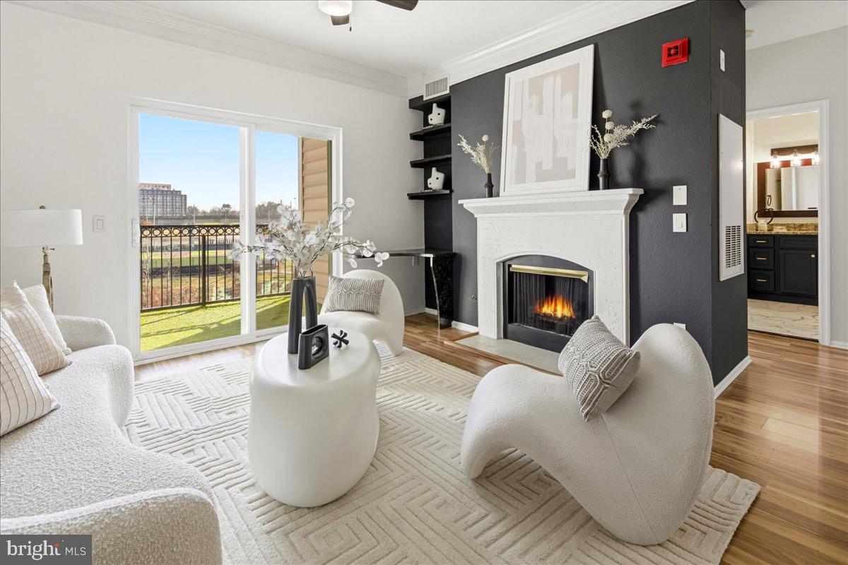 GATES OF MCLEAN - Residential