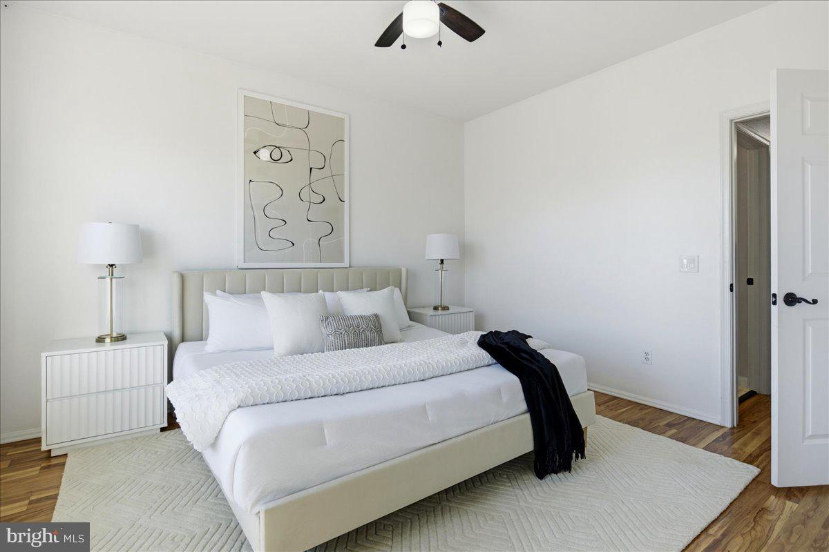 GATES OF MCLEAN - Residential