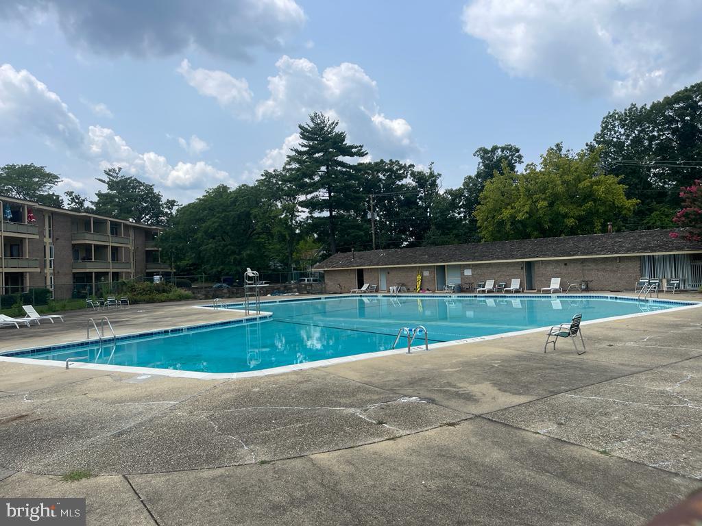 HOLLY HILL CONDOMINIUMS - Residential