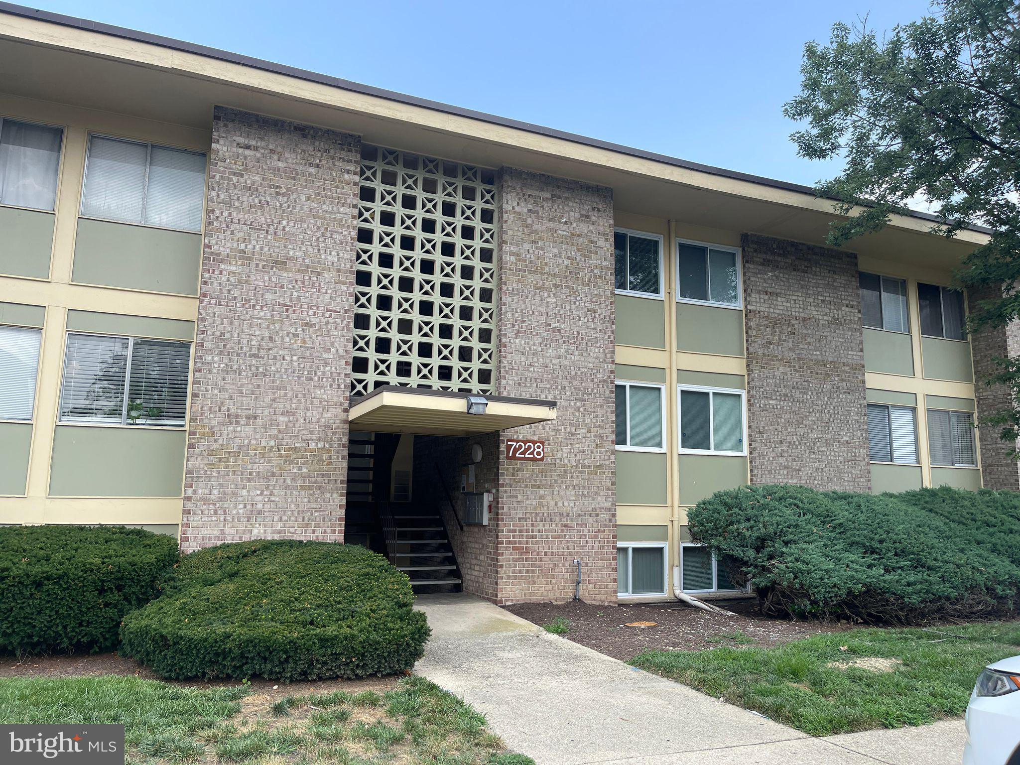 HOLLY HILL CONDOMINIUMS - Residential