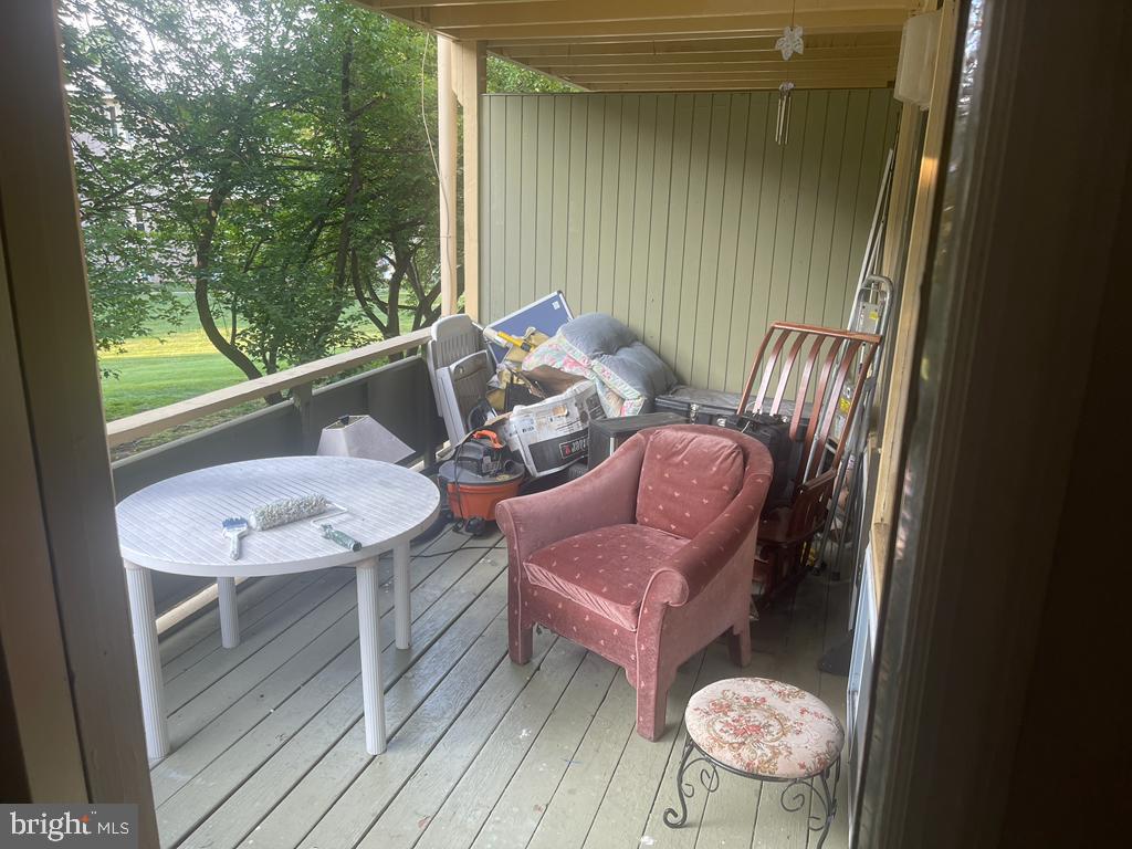 HOLLY HILL CONDOMINIUMS - Residential