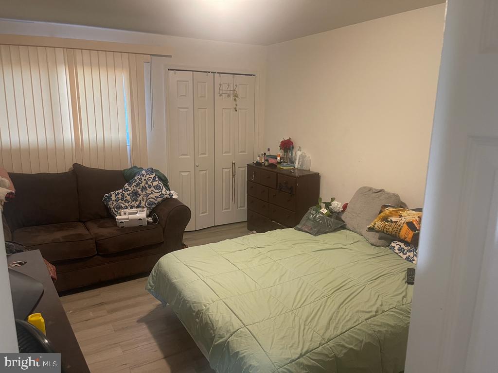 HOLLY HILL CONDOMINIUMS - Residential