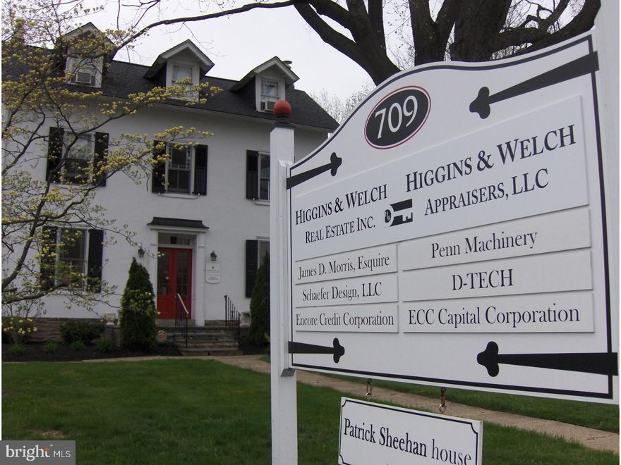 Renovated 1 bedroom/1 bath apartment with hardwood flooring throughout. Plenty of natural light in this apartment that was newly renovated, complete with new kitchenette with espresso cabinets, granite counters and stainless steel appliances. Extra large living room. Bedroom is adjacent to the renovated bathroom. Tenant is responsible for electric, all other utilities are included in the rent. First, last and one month security due at move in. Conveniently located on Bethlehem Pike with easy access to public transportation, major roadways, shopping, restaurants and a short walk to Chestnut Hill. Application online.