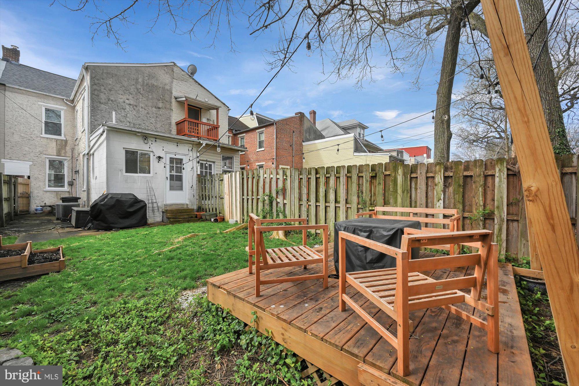 DOWNTOWN LANCASTER - Residential