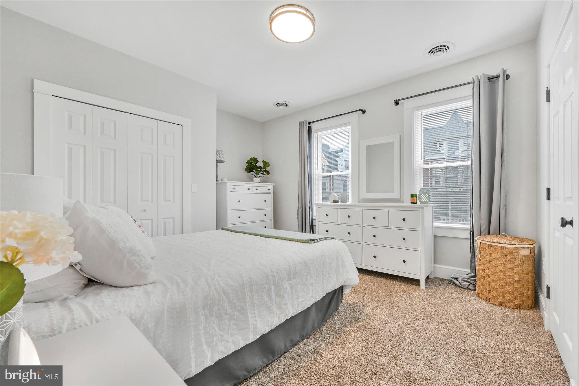 DOWNTOWN LANCASTER - Residential