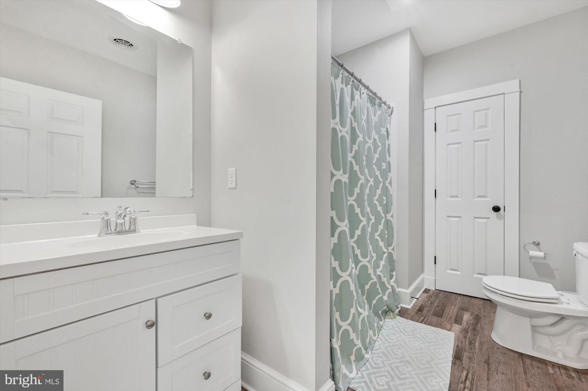 DOWNTOWN LANCASTER - Residential