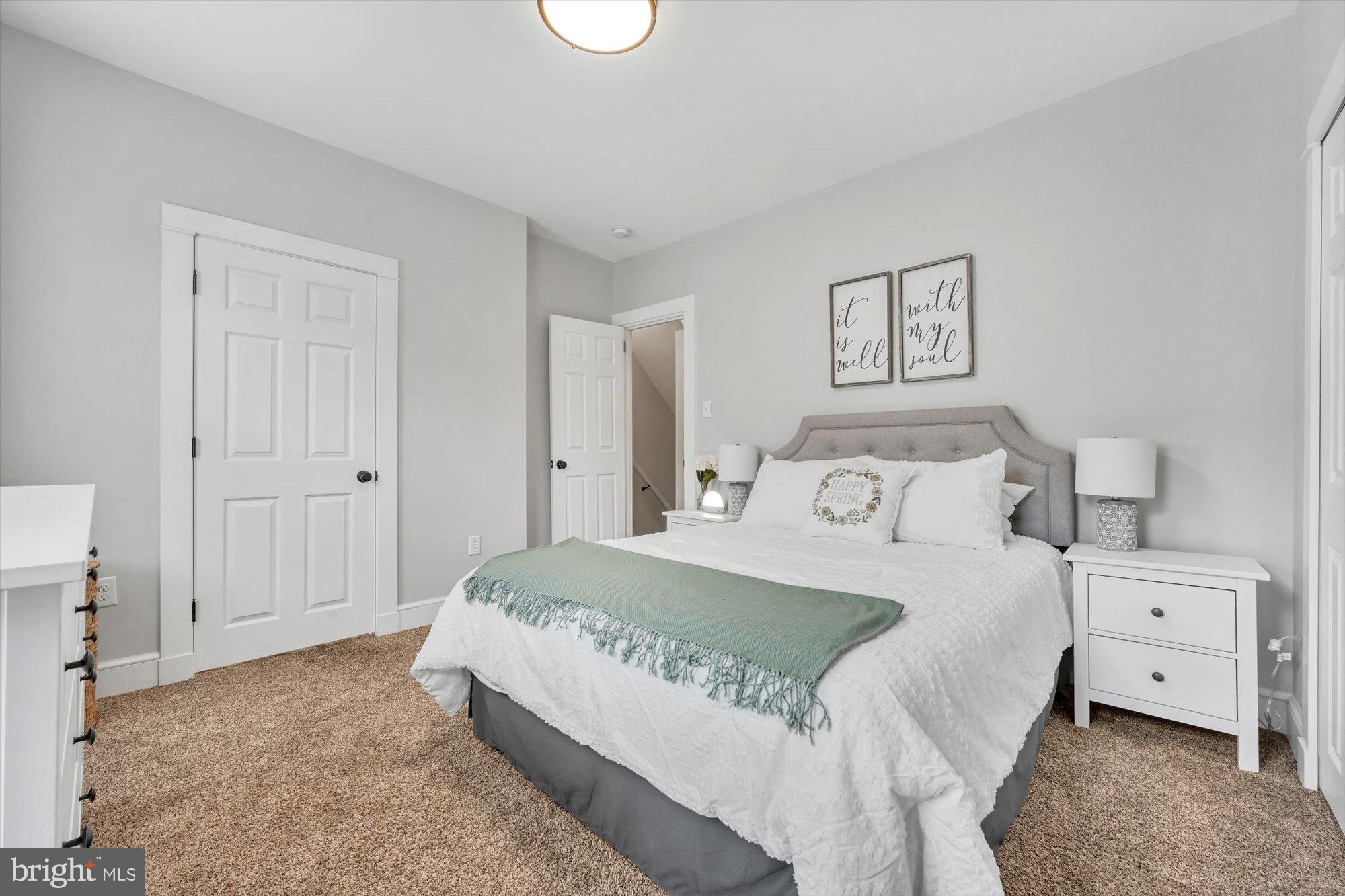 DOWNTOWN LANCASTER - Residential