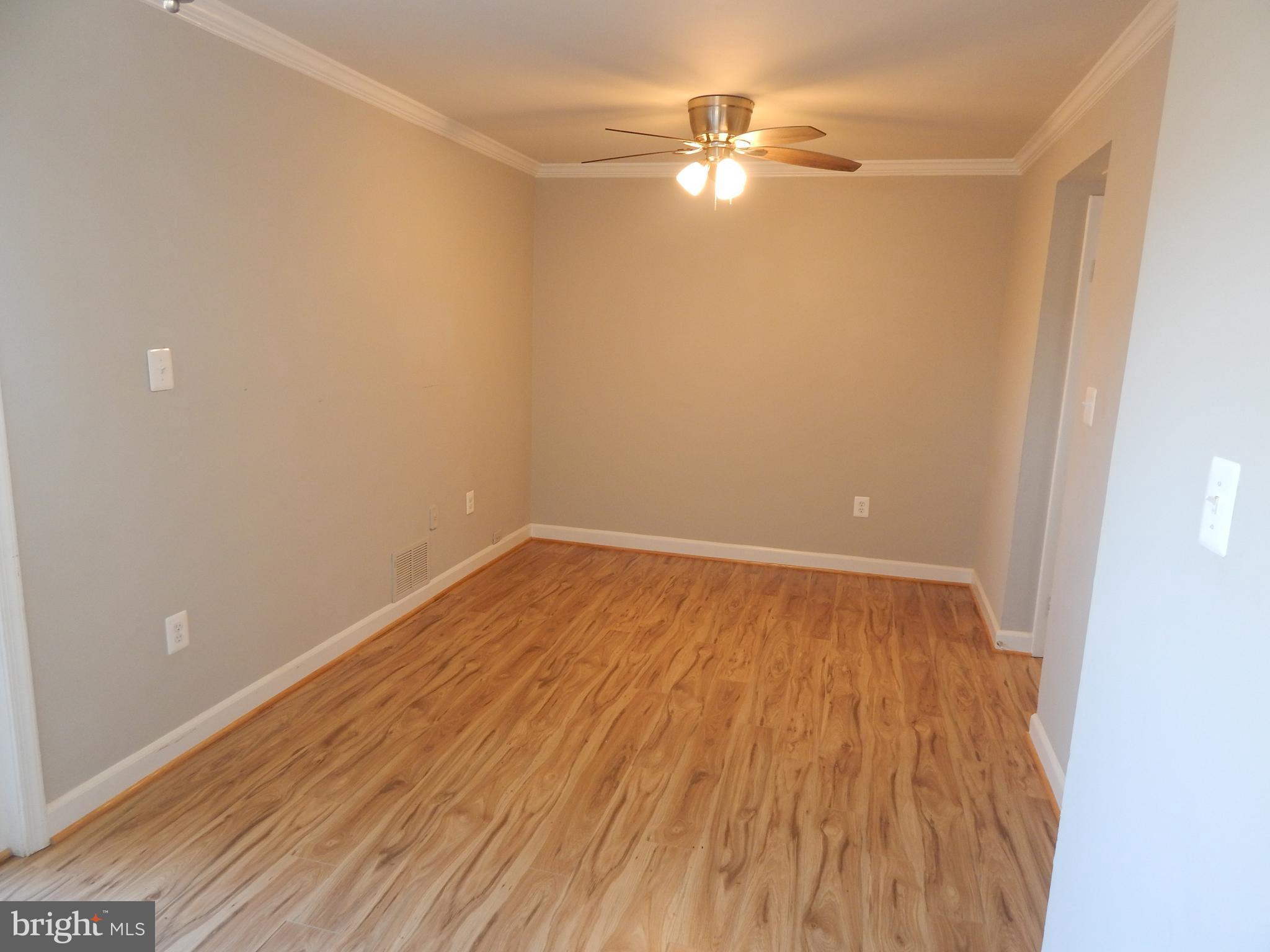 WILLIAMSTOWN - Residential