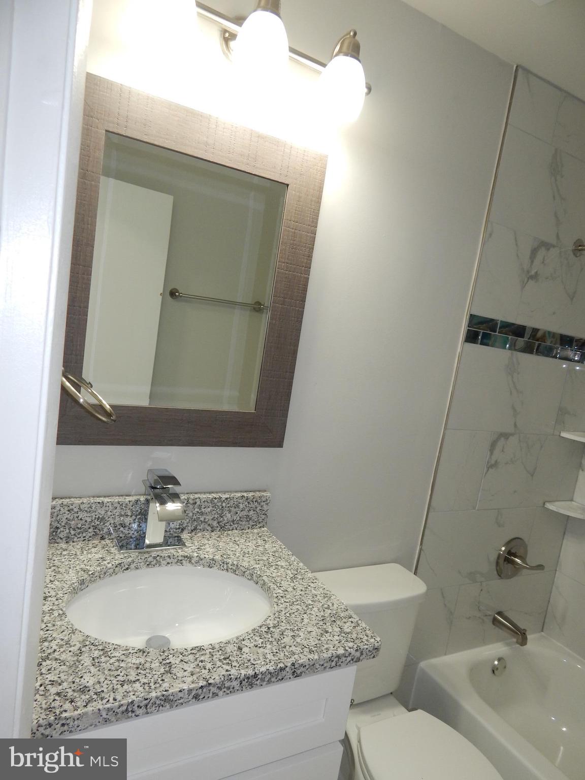 WILLIAMSTOWN - Residential