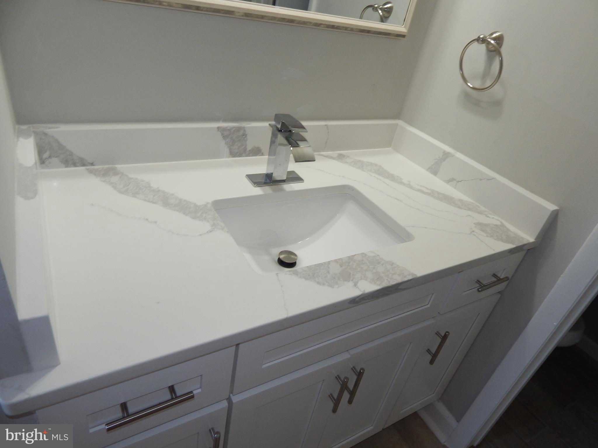 WILLIAMSTOWN - Residential