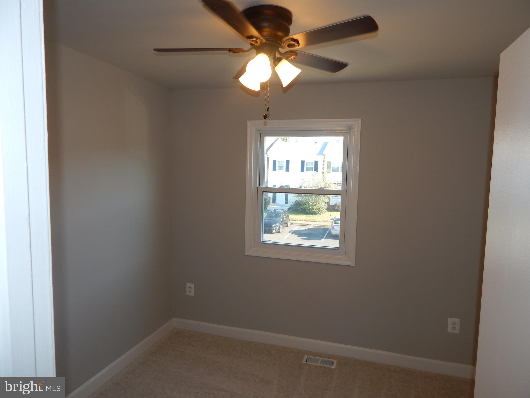 WILLIAMSTOWN - Residential