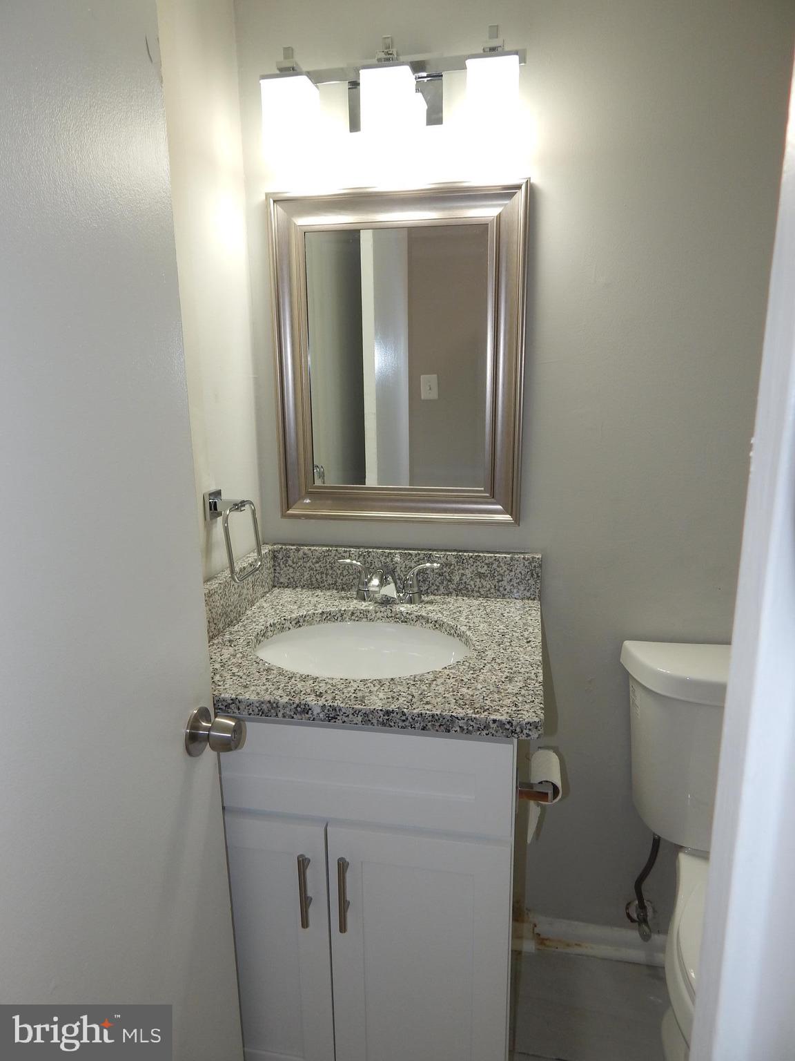 WILLIAMSTOWN - Residential