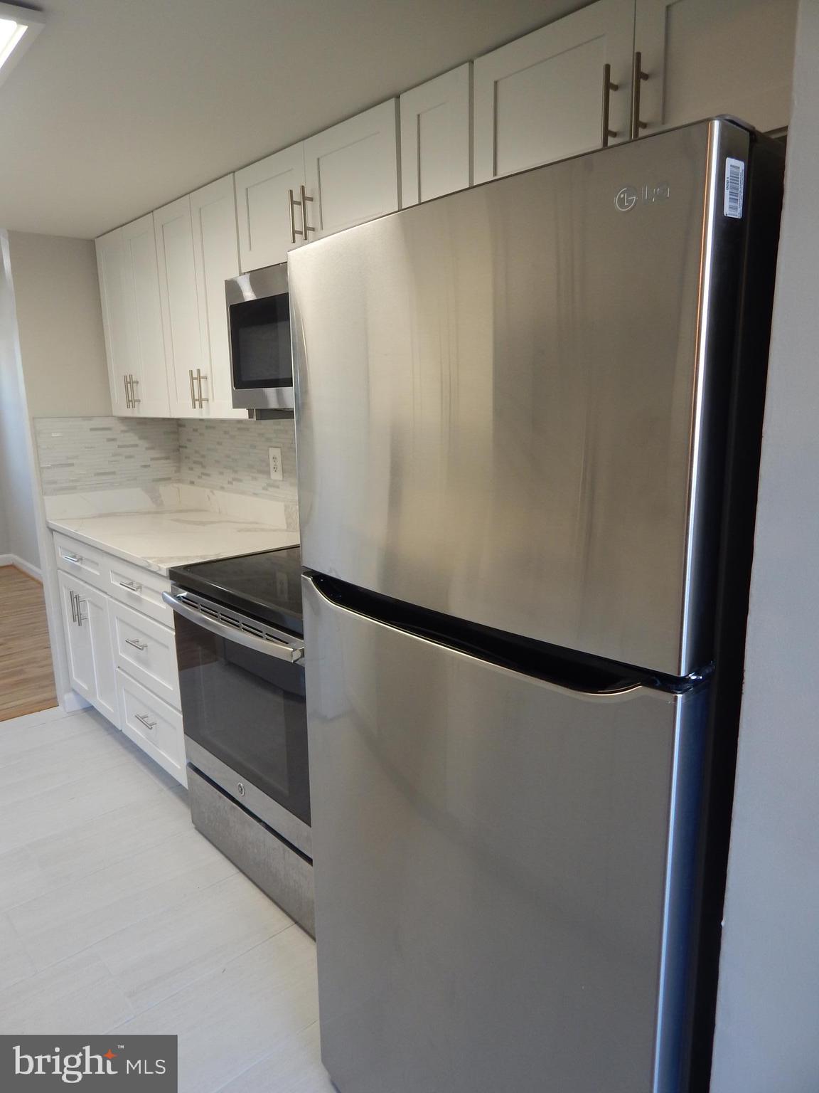 WILLIAMSTOWN - Residential