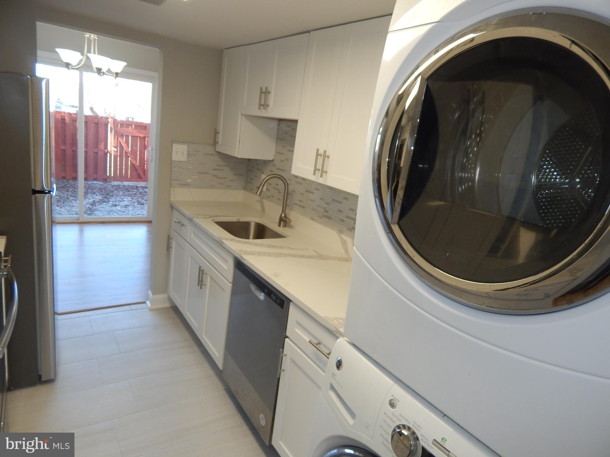 WILLIAMSTOWN - Residential