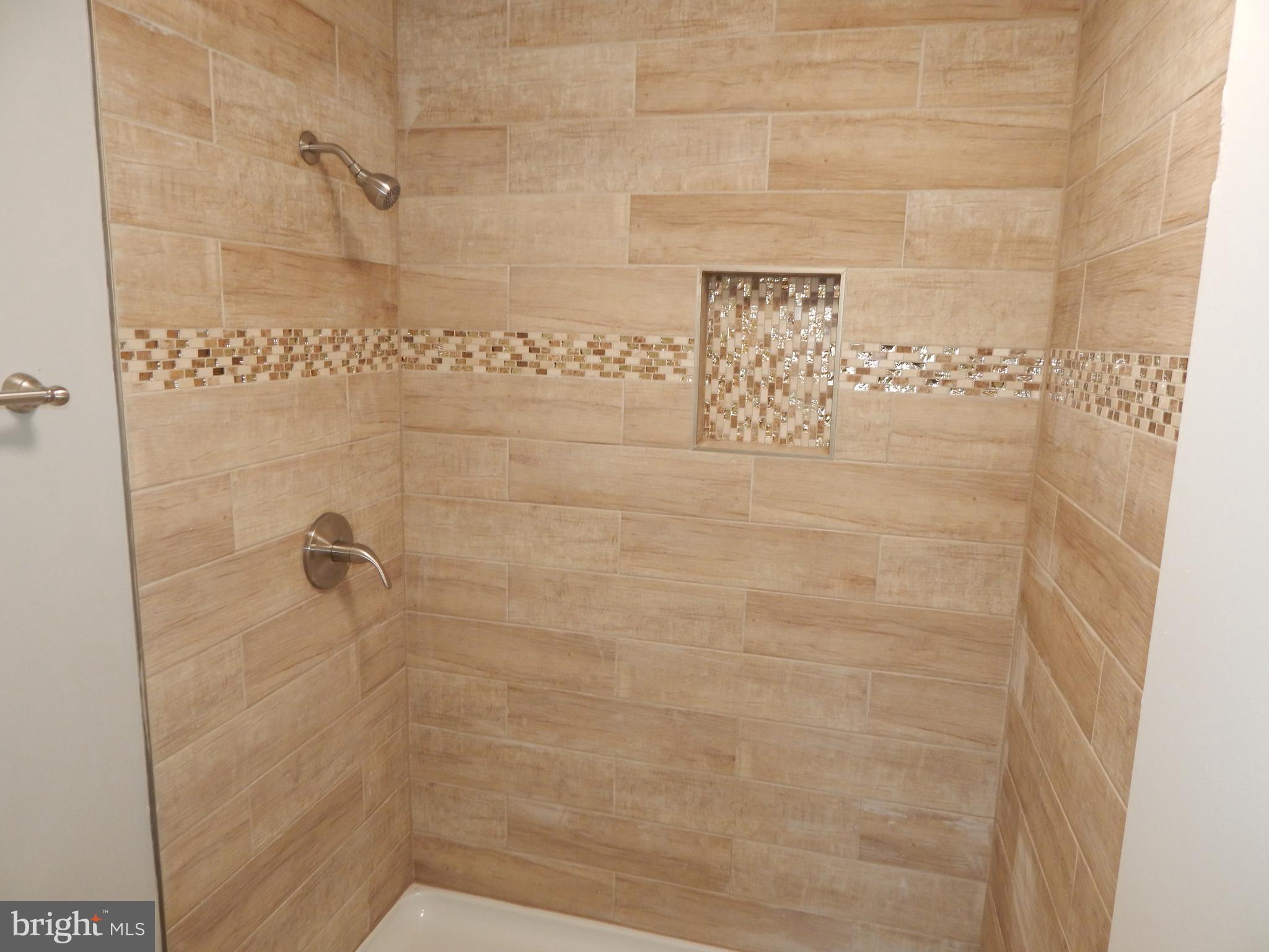 WILLIAMSTOWN - Residential