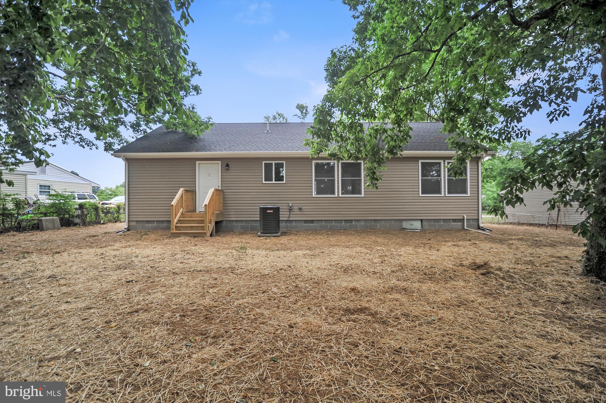 185 N GOVERNORS BOULEVARD