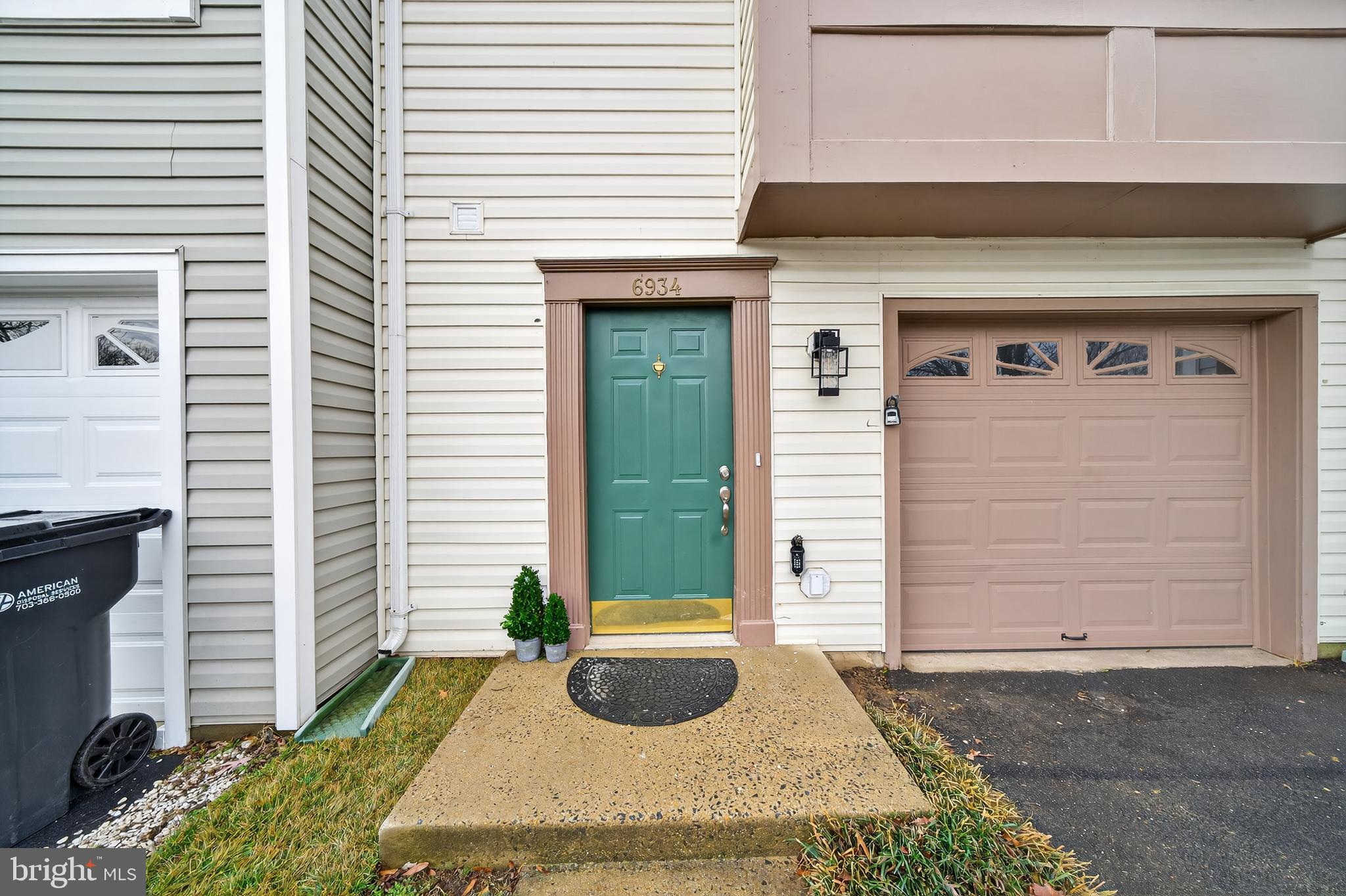 CROSSROADS VILLAGE - Residential