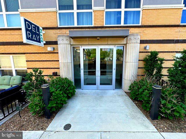 1800 MOUNT VERNON AVENUE 207