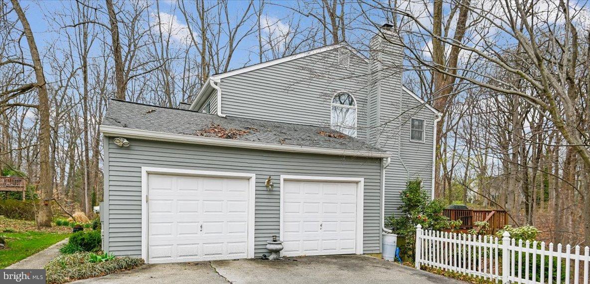 CARRIAGE HILLS - Residential